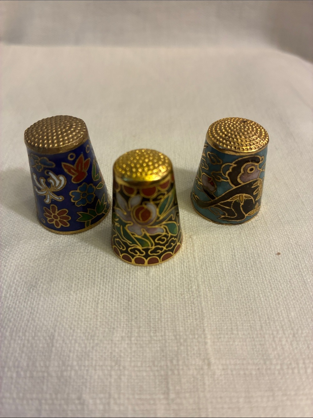 Vi rage Cloisonné Thimbles set of 3 gold tops and rims